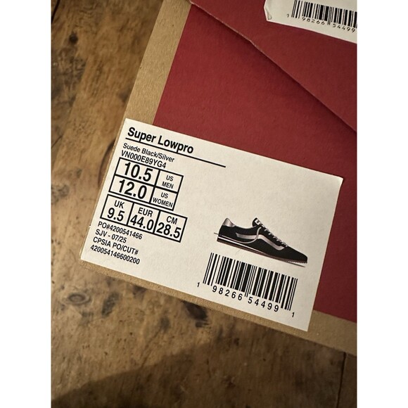 Vans Super Lowpro Black + Silver Sneakers Size 10.5 NIB NEW - Picture 10 of 10
